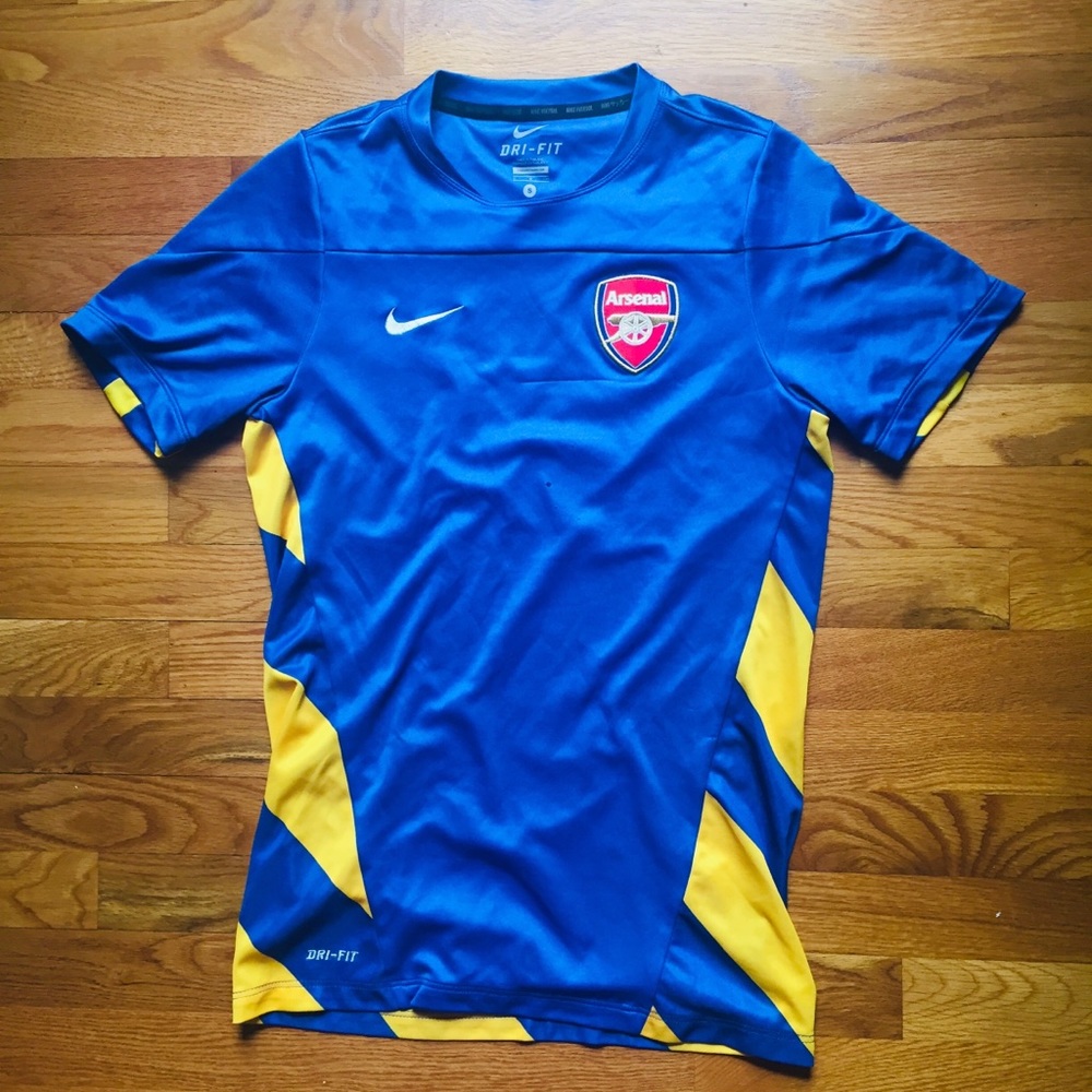SOLD Nike Arsenal Soccer Jersey